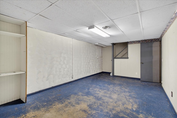 2527-2529 Holmes, ROCKFORD, Illinois 61108, ,2 Units,For Sale,Holmes,202507574