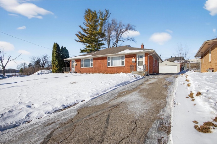 2527-2529 Holmes, ROCKFORD, Illinois 61108, ,2 Units,For Sale,Holmes,202507574