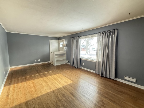 2812 Oak Grove, ROCKFORD, Illinois 61108, 2 Bedrooms Bedrooms, ,1 BathroomBathrooms,House,For Sale,Oak Grove,202507576