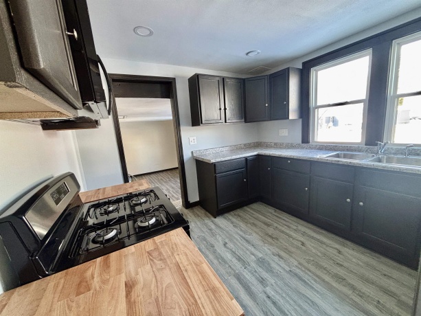 501 Pierpont, ROCKFORD, Illinois 61102, 3 Bedrooms Bedrooms, ,1 BathroomBathrooms,House,For Sale,Pierpont,202507577