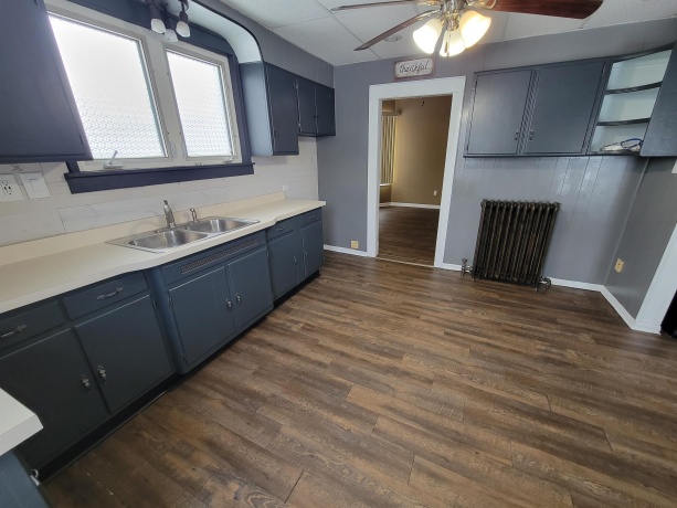 436 Columbia, Oglesby, Illinois 61348, 3 Bedrooms Bedrooms, ,1 BathroomBathrooms,House,For Sale,Columbia,202507578