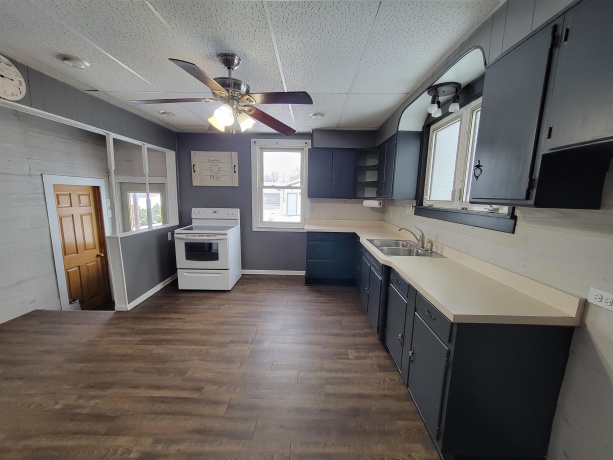 436 Columbia, Oglesby, Illinois 61348, 3 Bedrooms Bedrooms, ,1 BathroomBathrooms,House,For Sale,Columbia,202507578