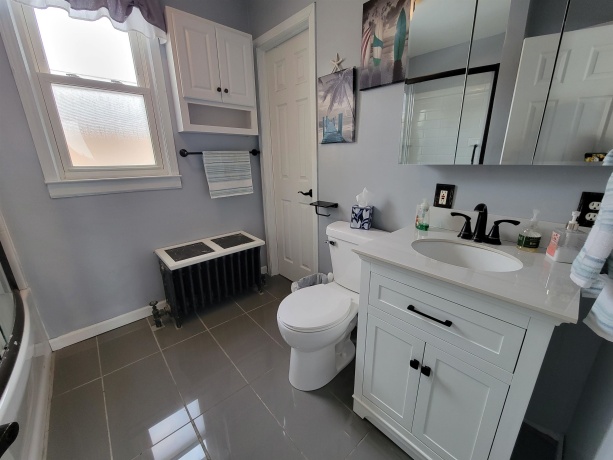 436 Columbia, Oglesby, Illinois 61348, 3 Bedrooms Bedrooms, ,1 BathroomBathrooms,House,For Sale,Columbia,202507578