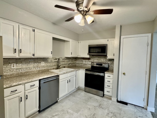 7348 Colosseum, ROCKFORD, Illinois 61107, 2 Bedrooms Bedrooms, ,1 BathroomBathrooms,Condominium,For Sale,Colosseum,202506814