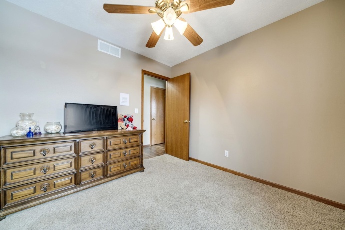 5304 Hubbard, BYRON, Illinois 61010, 4 Bedrooms Bedrooms, ,2 BathroomsBathrooms,House,For Sale,Hubbard,202507579