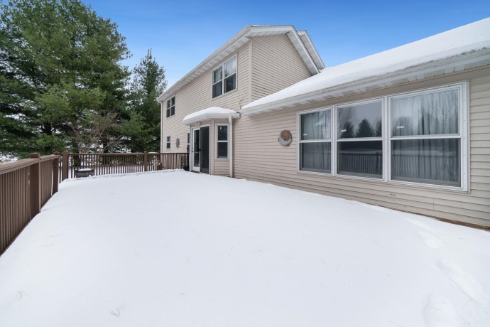 5304 Hubbard, BYRON, Illinois 61010, 4 Bedrooms Bedrooms, ,2 BathroomsBathrooms,House,For Sale,Hubbard,202507579