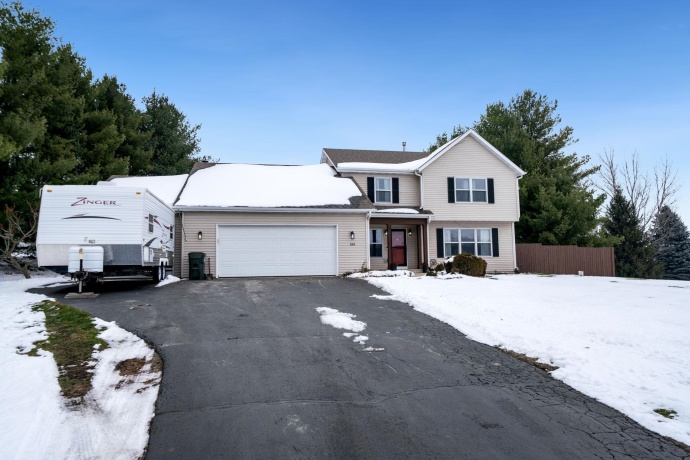 5304 Hubbard, BYRON, Illinois 61010, 4 Bedrooms Bedrooms, ,2 BathroomsBathrooms,House,For Sale,Hubbard,202507579