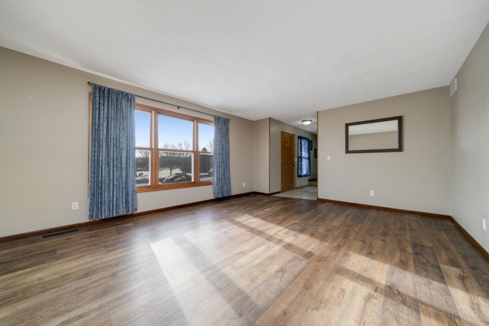 5304 Hubbard, BYRON, Illinois 61010, 4 Bedrooms Bedrooms, ,2 BathroomsBathrooms,House,For Sale,Hubbard,202507579