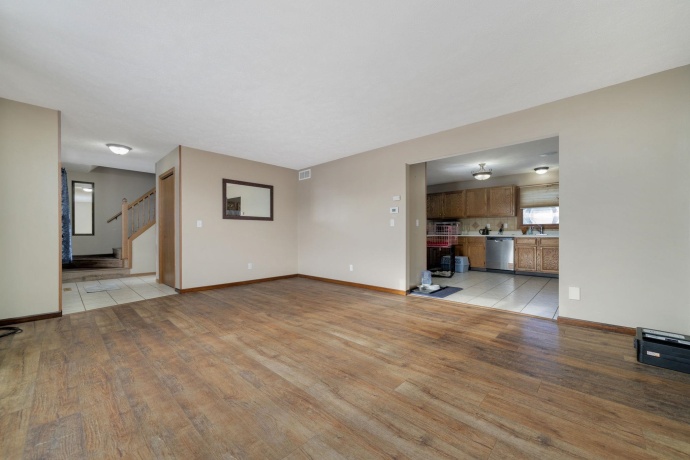 5304 Hubbard, BYRON, Illinois 61010, 4 Bedrooms Bedrooms, ,2 BathroomsBathrooms,House,For Sale,Hubbard,202507579