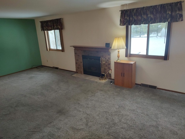 1128 Royal Aberdeen, ROCKFORD, Illinois 61103, 3 Bedrooms Bedrooms, ,2 BathroomsBathrooms,House,For Sale,Royal Aberdeen,202507581