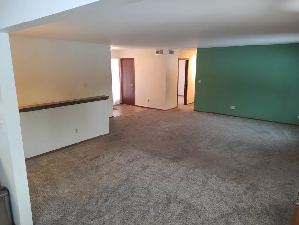 1128 Royal Aberdeen, ROCKFORD, Illinois 61103, 3 Bedrooms Bedrooms, ,2 BathroomsBathrooms,House,For Sale,Royal Aberdeen,202507581