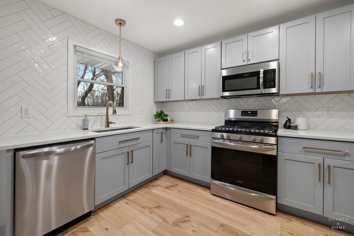 3508 FLEETWOOD, ROCKFORD, Illinois 61101, 3 Bedrooms Bedrooms, ,2 BathroomsBathrooms,House,For Sale,FLEETWOOD,202507582