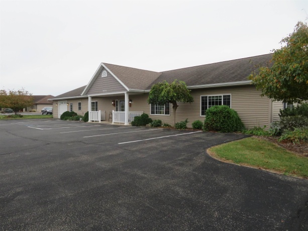 411 Meadows, FREEPORT, Illinois 61032, ,Commercial,For Sale,Meadows,202507584