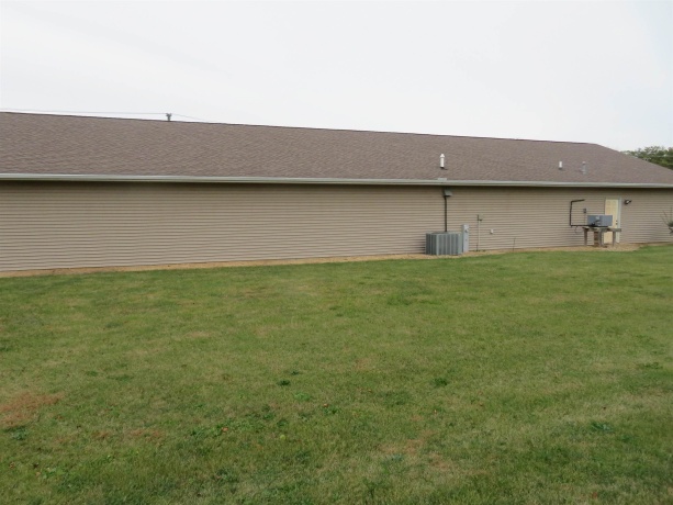 411 Meadows, FREEPORT, Illinois 61032, ,Commercial,For Sale,Meadows,202507584