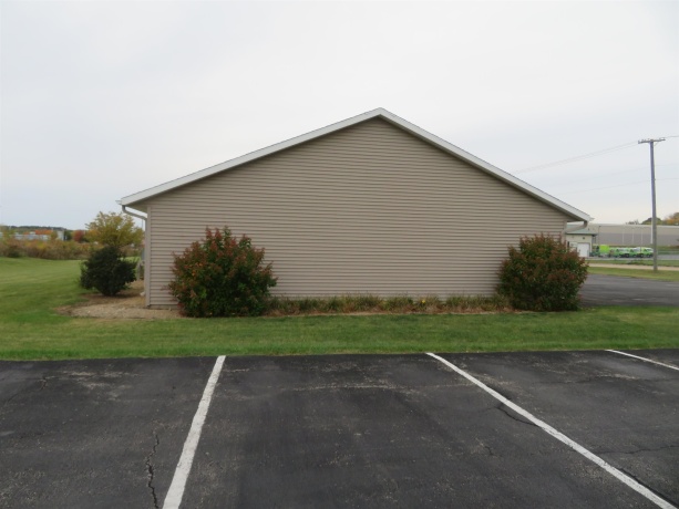 411 Meadows, FREEPORT, Illinois 61032, ,Commercial,For Sale,Meadows,202507584