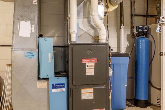 2303 ROCK, ROCKFORD, Illinois 61103, 3 Bedrooms Bedrooms, ,3 BathroomsBathrooms,House,For Sale,ROCK,202507585