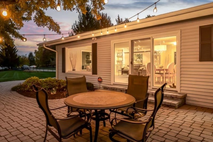 2303 ROCK, ROCKFORD, Illinois 61103, 3 Bedrooms Bedrooms, ,3 BathroomsBathrooms,House,For Sale,ROCK,202507585