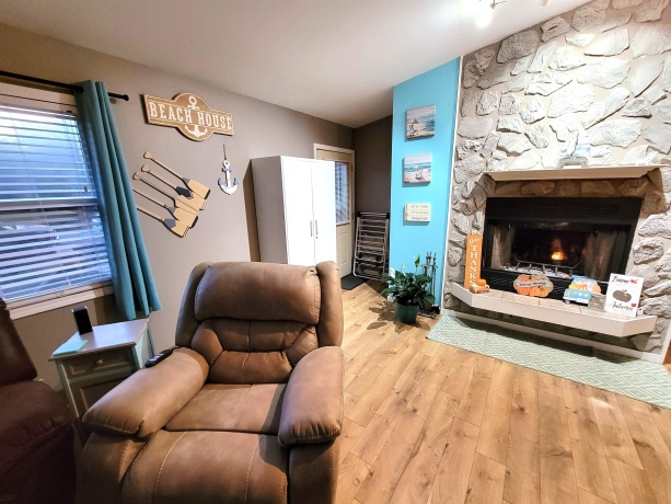 13 Birch, Putnam, Illinois 61560, 3 Bedrooms Bedrooms, ,1 BathroomBathrooms,House,For Sale,Birch,202507588