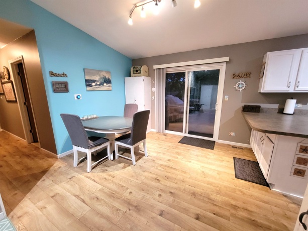 13 Birch, Putnam, Illinois 61560, 3 Bedrooms Bedrooms, ,1 BathroomBathrooms,House,For Sale,Birch,202507588