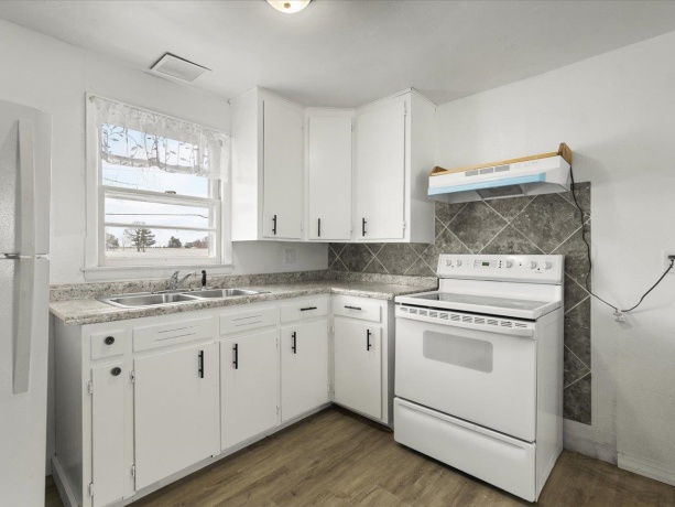 4381 Safford, ROCKFORD, Illinois 61101, 2 Bedrooms Bedrooms, ,1 BathroomBathrooms,House,For Sale,Safford,202507590