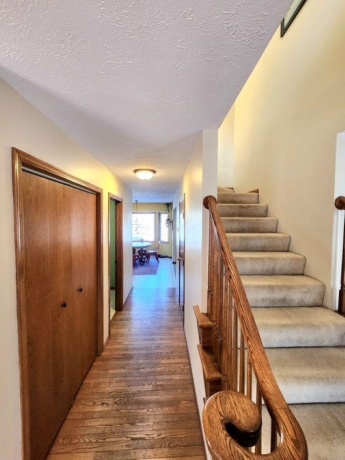 211 Cliffside, ROCKTON, Illinois 61072, 4 Bedrooms Bedrooms, ,2 BathroomsBathrooms,House,For Sale,Cliffside,202507591