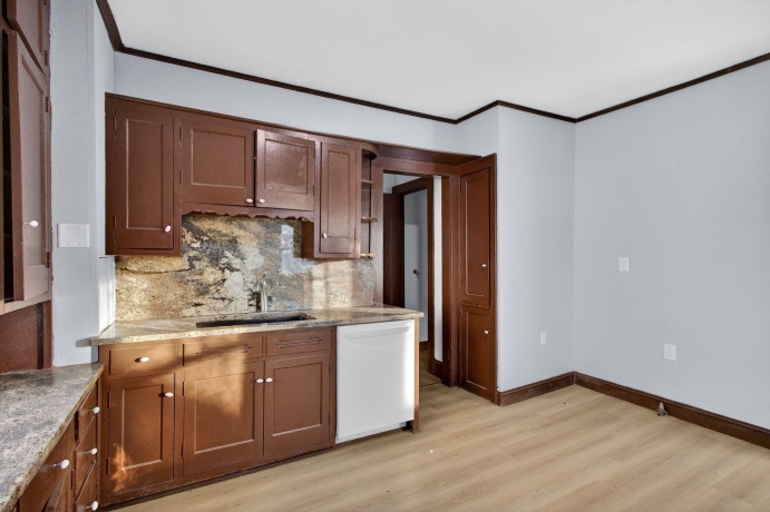 324 Paris, ROCKFORD, Illinois 61107, 4 Bedrooms Bedrooms, ,1 BathroomBathrooms,House,For Sale,Paris,202507592