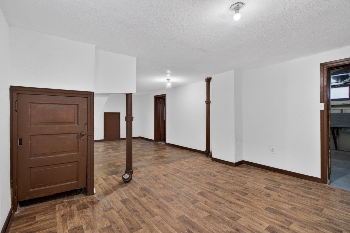 324 Paris, ROCKFORD, Illinois 61107, 4 Bedrooms Bedrooms, ,1 BathroomBathrooms,House,For Sale,Paris,202507592