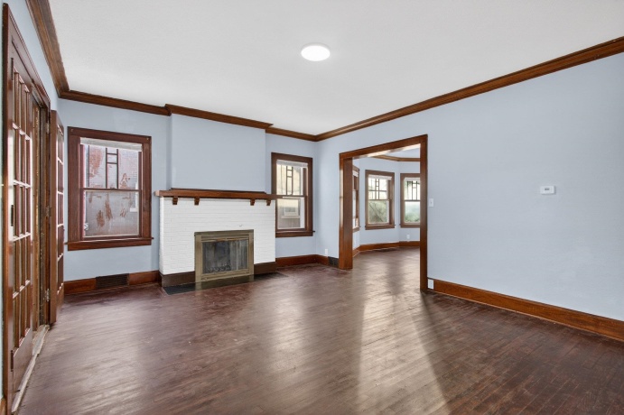 324 Paris, ROCKFORD, Illinois 61107, 4 Bedrooms Bedrooms, ,1 BathroomBathrooms,House,For Sale,Paris,202507592