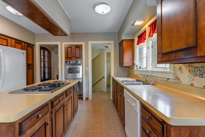 2127 Jackson, ROCKFORD, Illinois 61107, 3 Bedrooms Bedrooms, ,1 BathroomBathrooms,House,For Sale,Jackson,202507593