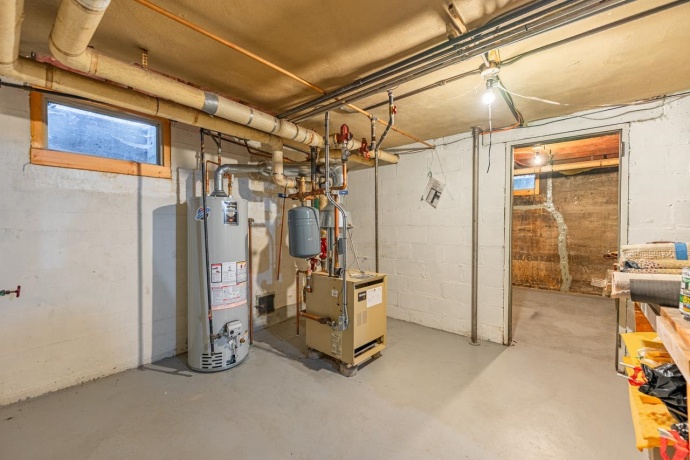 2127 Jackson, ROCKFORD, Illinois 61107, 3 Bedrooms Bedrooms, ,1 BathroomBathrooms,House,For Sale,Jackson,202507593