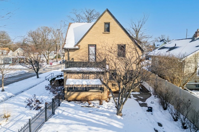 2127 Jackson, ROCKFORD, Illinois 61107, 3 Bedrooms Bedrooms, ,1 BathroomBathrooms,House,For Sale,Jackson,202507593