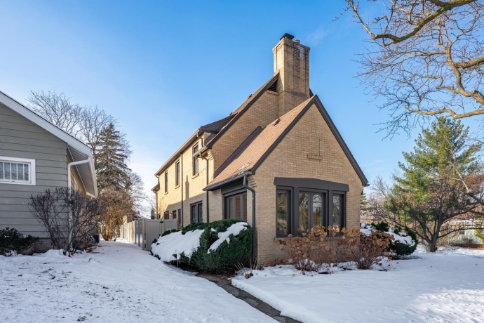 2127 Jackson, ROCKFORD, Illinois 61107, 3 Bedrooms Bedrooms, ,1 BathroomBathrooms,House,For Sale,Jackson,202507593