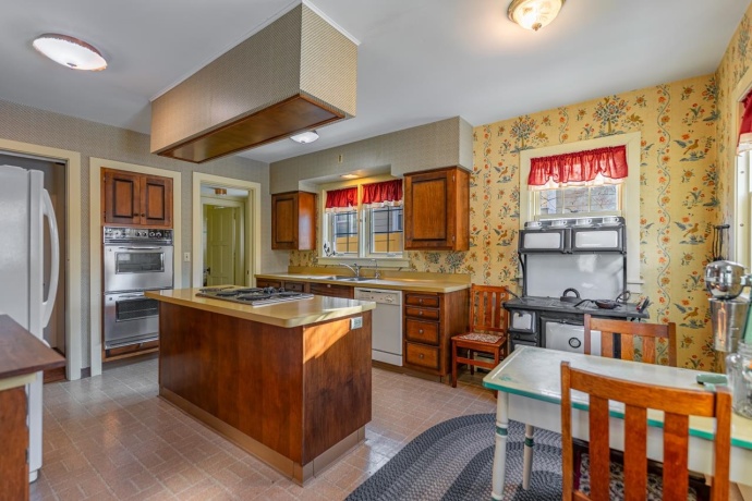 2127 Jackson, ROCKFORD, Illinois 61107, 3 Bedrooms Bedrooms, ,1 BathroomBathrooms,House,For Sale,Jackson,202507593