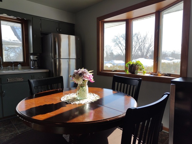 1424 American, FREEPORT, Illinois 61032, 2 Bedrooms Bedrooms, ,2 BathroomsBathrooms,House,For Sale,American,202507594