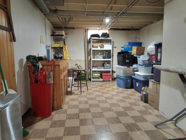 1424 American, FREEPORT, Illinois 61032, 2 Bedrooms Bedrooms, ,2 BathroomsBathrooms,House,For Sale,American,202507594