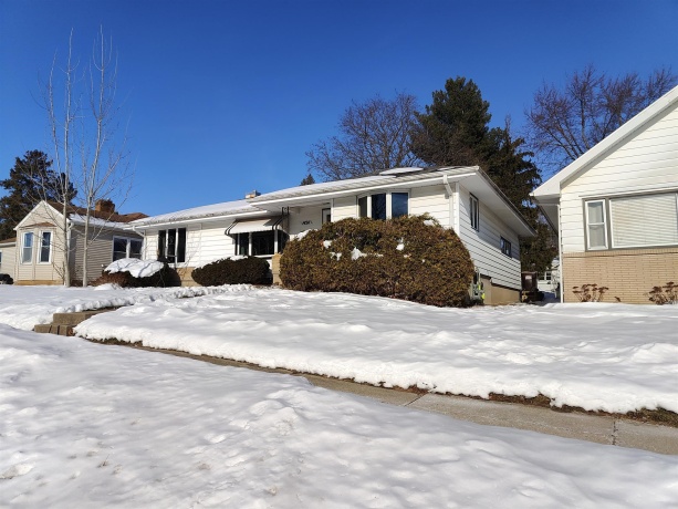 1424 American, FREEPORT, Illinois 61032, 2 Bedrooms Bedrooms, ,2 BathroomsBathrooms,House,For Sale,American,202507594