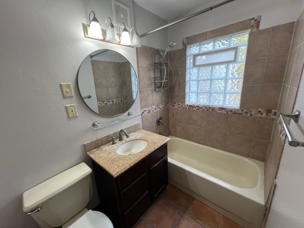 3906 Abbotsford, ROCKFORD, Illinois 61107, 2 Bedrooms Bedrooms, ,2 BathroomsBathrooms,House,For Sale,Abbotsford,202507009