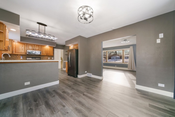 1584 Fairview, FREEPORT, Illinois 61032, 4 Bedrooms Bedrooms, ,2 BathroomsBathrooms,House,For Sale,Fairview,202507597