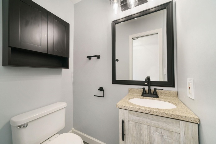 1584 Fairview, FREEPORT, Illinois 61032, 4 Bedrooms Bedrooms, ,2 BathroomsBathrooms,House,For Sale,Fairview,202507597