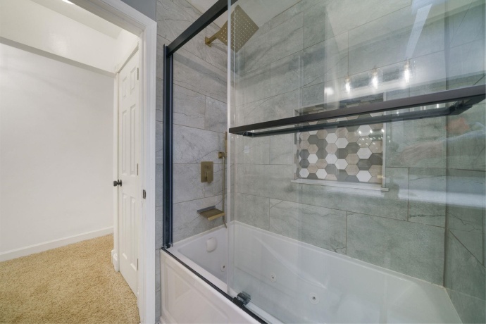 1584 Fairview, FREEPORT, Illinois 61032, 4 Bedrooms Bedrooms, ,2 BathroomsBathrooms,House,For Sale,Fairview,202507597