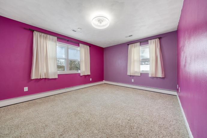 1584 Fairview, FREEPORT, Illinois 61032, 4 Bedrooms Bedrooms, ,2 BathroomsBathrooms,House,For Sale,Fairview,202507597