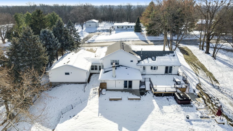 1584 Fairview, FREEPORT, Illinois 61032, 4 Bedrooms Bedrooms, ,2 BathroomsBathrooms,House,For Sale,Fairview,202507597