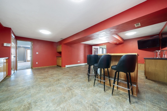 1584 Fairview, FREEPORT, Illinois 61032, 4 Bedrooms Bedrooms, ,2 BathroomsBathrooms,House,For Sale,Fairview,202507597