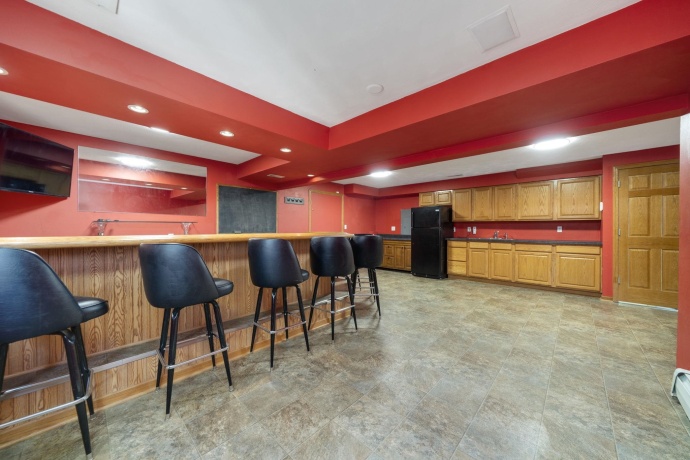 1584 Fairview, FREEPORT, Illinois 61032, 4 Bedrooms Bedrooms, ,2 BathroomsBathrooms,House,For Sale,Fairview,202507597