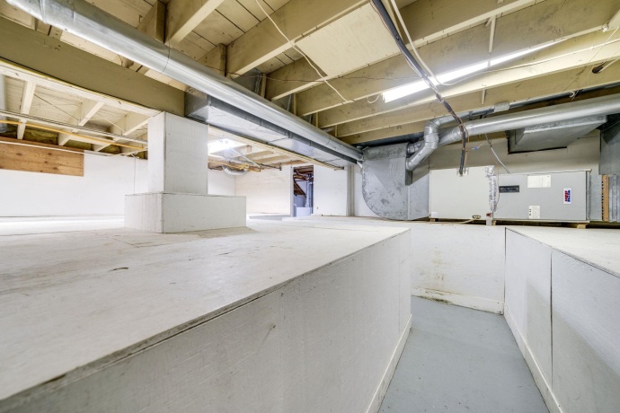 1584 Fairview, FREEPORT, Illinois 61032, 4 Bedrooms Bedrooms, ,2 BathroomsBathrooms,House,For Sale,Fairview,202507597