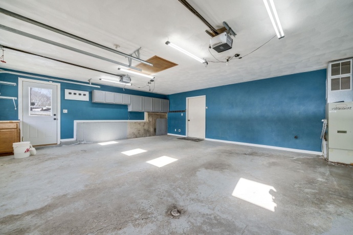 1584 Fairview, FREEPORT, Illinois 61032, 4 Bedrooms Bedrooms, ,2 BathroomsBathrooms,House,For Sale,Fairview,202507597