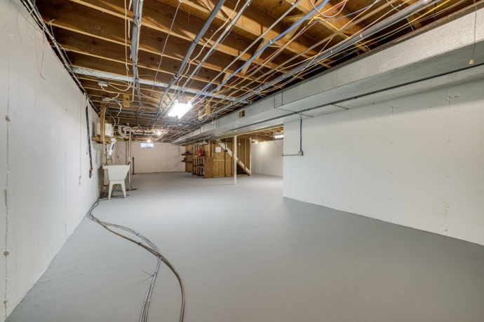 5393 Lakecrest, CALEDONIA, Illinois 61011, 5 Bedrooms Bedrooms, ,2 BathroomsBathrooms,House,For Sale,Lakecrest,202507598