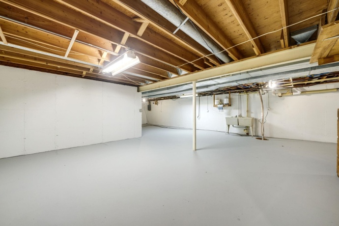 5393 Lakecrest, CALEDONIA, Illinois 61011, 5 Bedrooms Bedrooms, ,2 BathroomsBathrooms,House,For Sale,Lakecrest,202507598