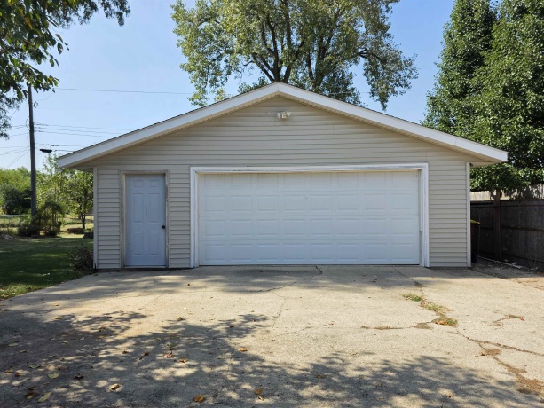 3429 Ed Vera Dr., ROCKFORD, Illinois 61109, 3 Bedrooms Bedrooms, ,2 BathroomsBathrooms,House,For Sale,Ed Vera Dr.,202507599