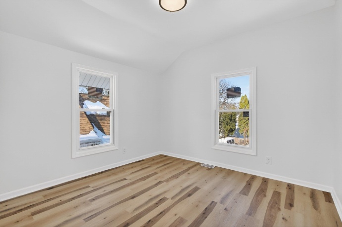 1111 Loomis, ROCKFORD, Illinois 61102, 4 Bedrooms Bedrooms, ,1 BathroomBathrooms,House,For Sale,Loomis,202507608